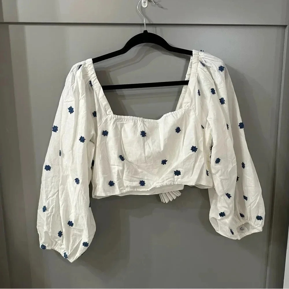 NWOT Farm Rio 100% Cotton Blue Flowers Embroidered Crop Top Blouse Size L - Picture 9 of 9
